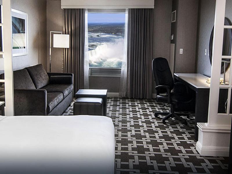 Hilton Falls/ Fallsview And 4* Niagara Falls