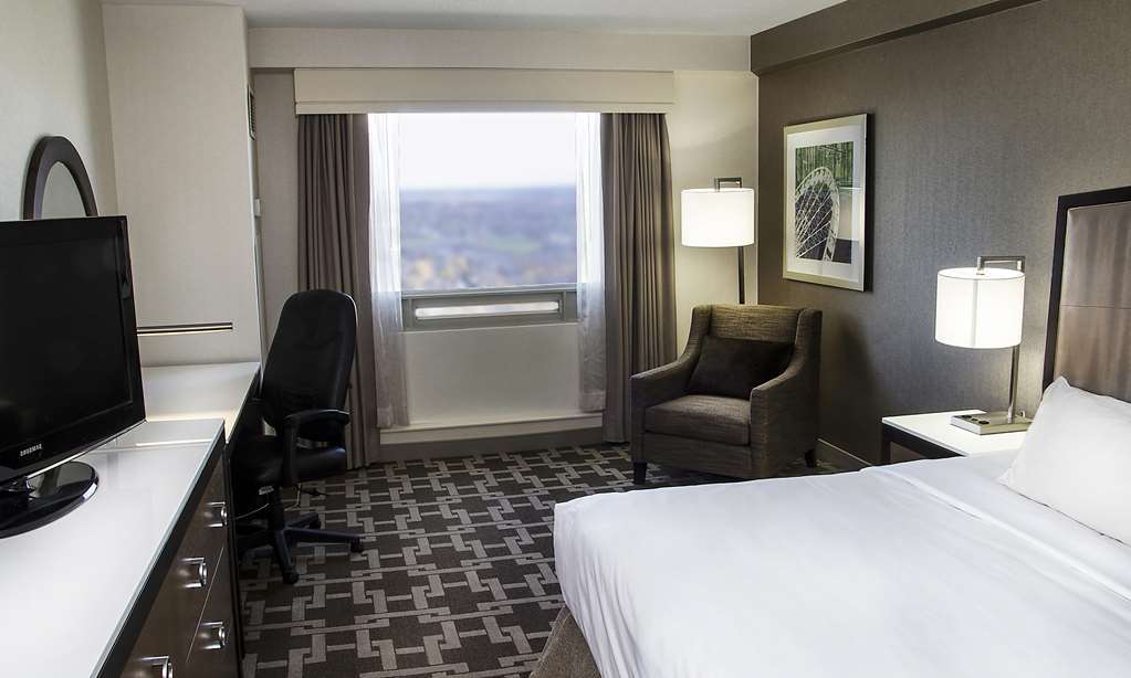 Hilton Falls/ Fallsview And 4*